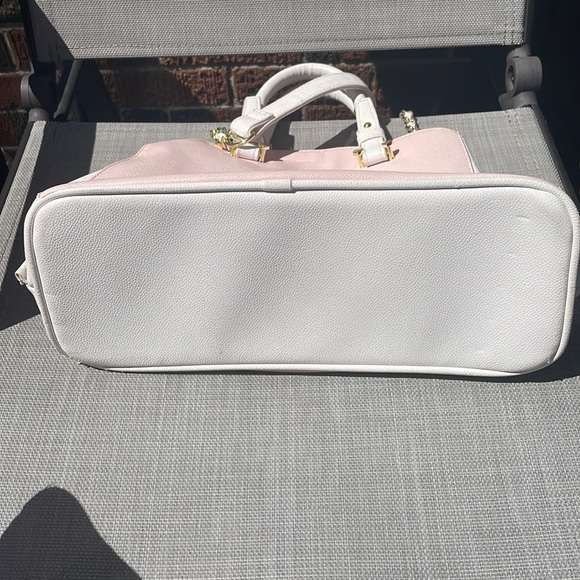 Unique Betsey Johnson Baby Pink Flower Purse - Picture 6 of 16